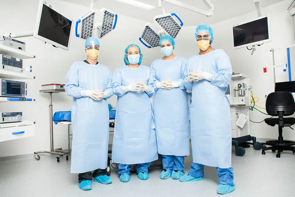 ¿La ropa de uso único reduce el costo laboral? Union Medical - Ropa de uso único
